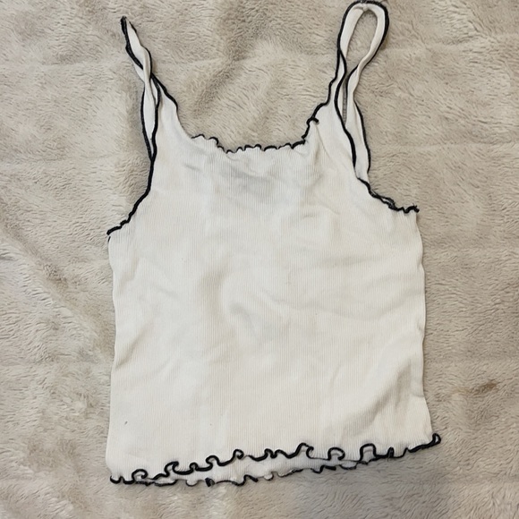 brandy melville frill top - Picture 3 of 3